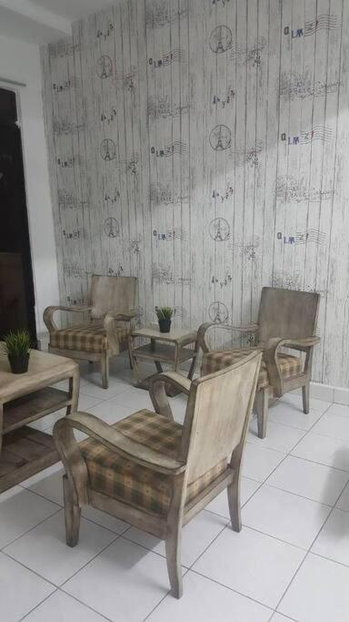 3Rooms 10Pax Mc 5 Star Hotel Sofa&Bed Mrt Mcd Axiata スリ・カンバンガン エクステリア 写真